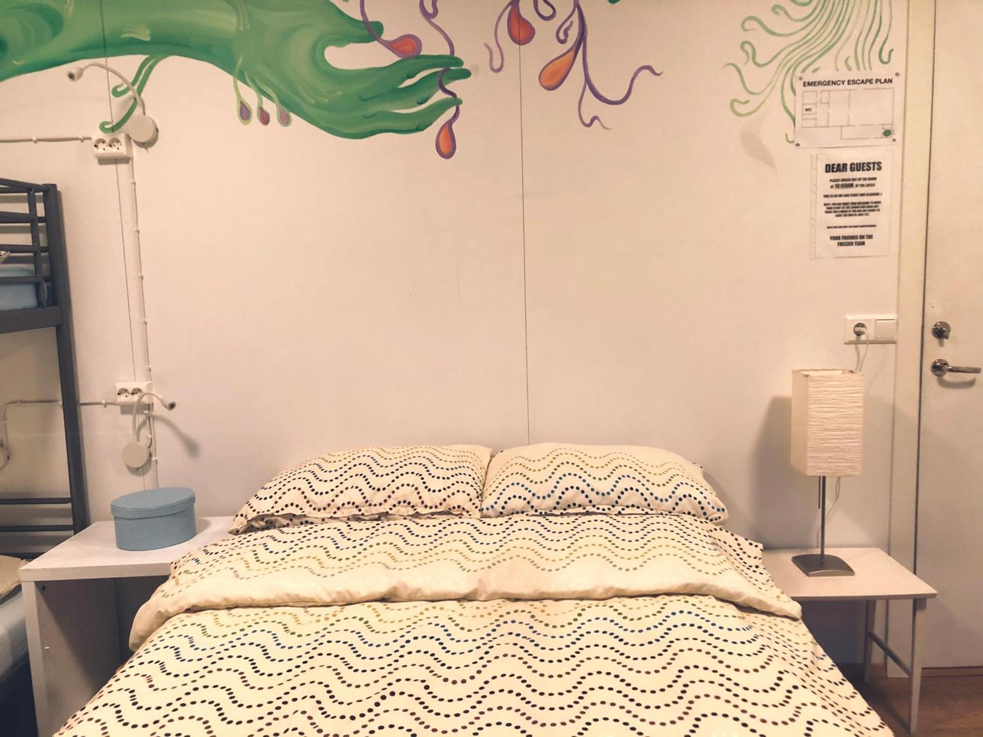 הליסנדור The Freezer Hostel & Culture Center חדר תמונה