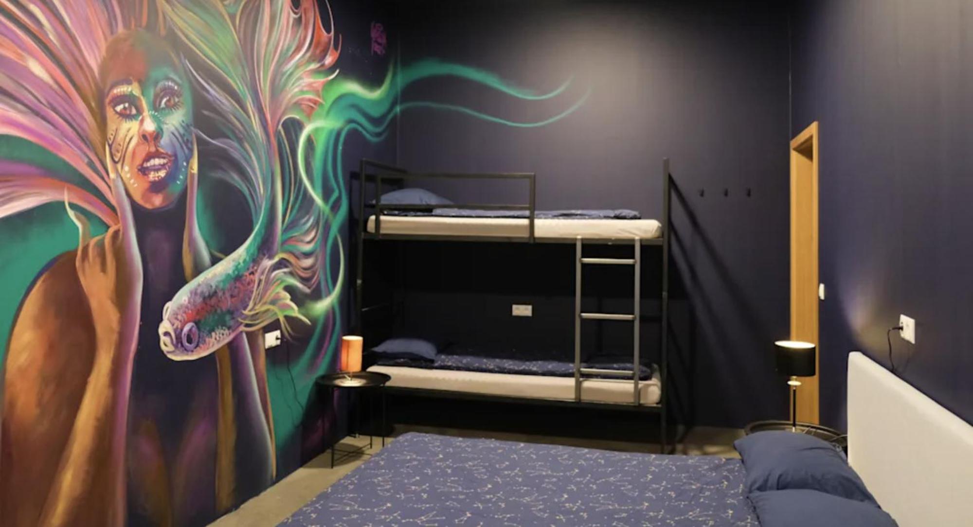 הליסנדור The Freezer Hostel & Culture Center מראה חיצוני תמונה